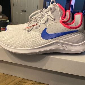 Nike women shoes size 9.5